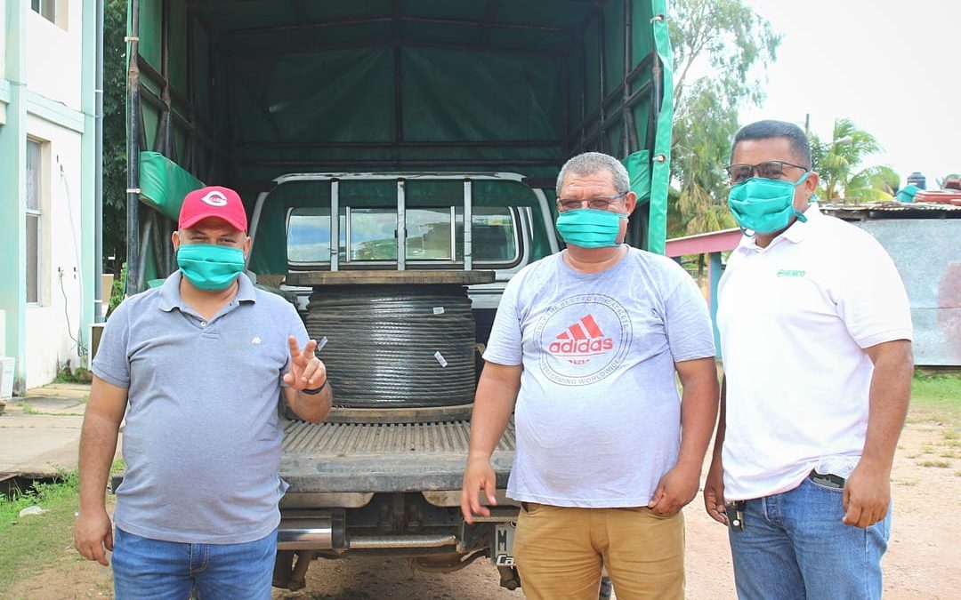 HEMCO dona materiales para el ferry del Río Wawa