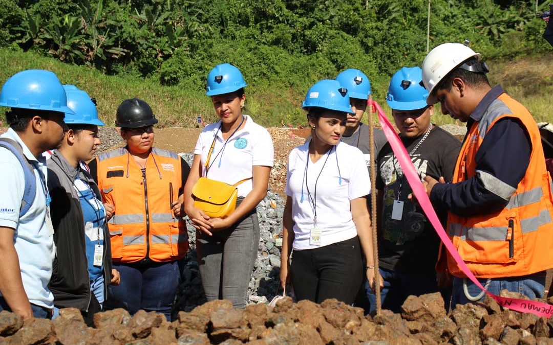 HEMCO capacita a fiscales de minería artesanal